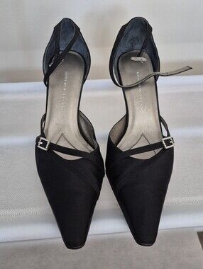 Roberto Vianni Heels Size 7.5